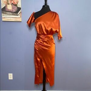 PrettyLittleThing Stunning & Sexy Burnt Orange One Shoulder Midi Dress Size 4